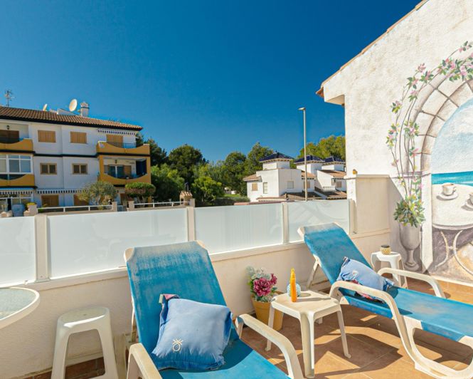 Image No.31-2 Bed Townhouse for sale