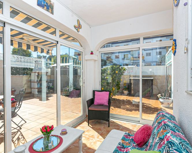 Image No.36-2 Bed Townhouse for sale