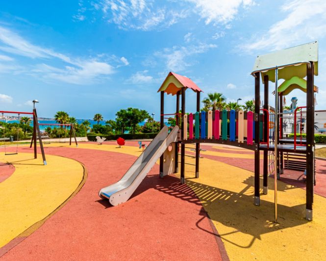 Image No.49-2 Bed Townhouse for sale