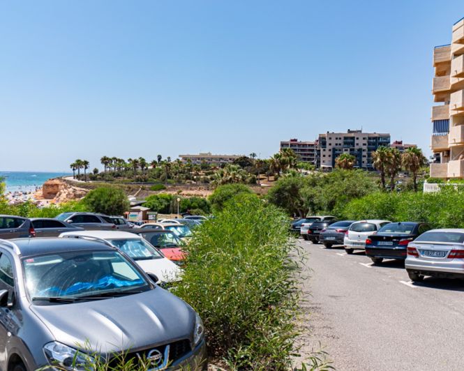 Image No.50-2 Bed Townhouse for sale