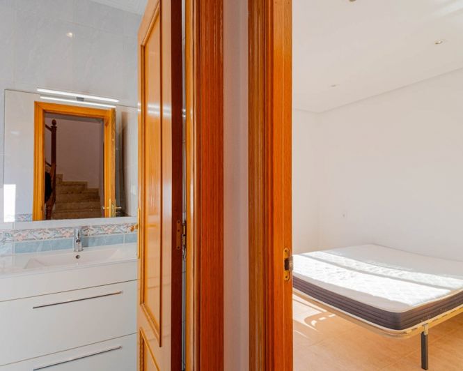 Image No.20-Maison de ville de 2 chambres à vendre à Los Altos