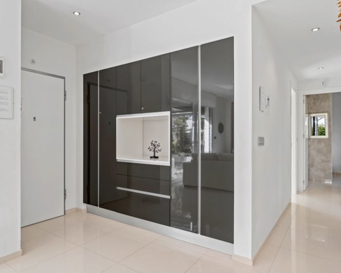 Image No.10-3 Bed Villa for sale