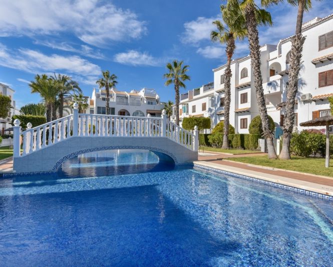 Image No.23-2 Bed Apartment for sale