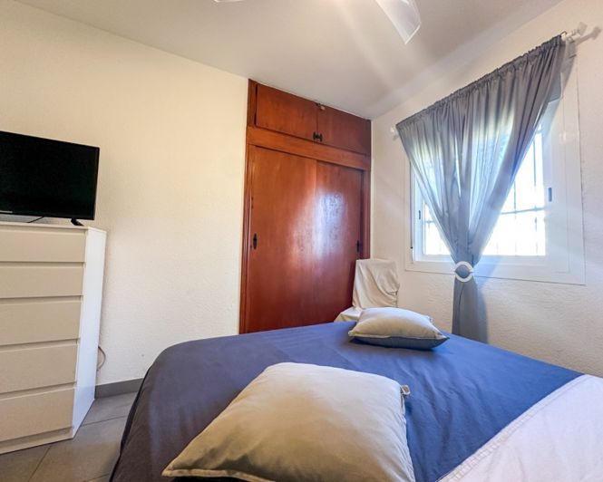 Image No.23-1 Bed Apartment for sale