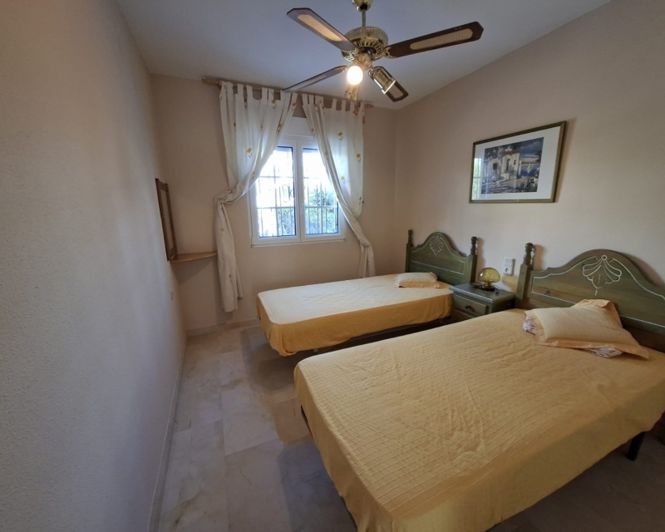 Image No.16-2 Bed Bungalow for sale