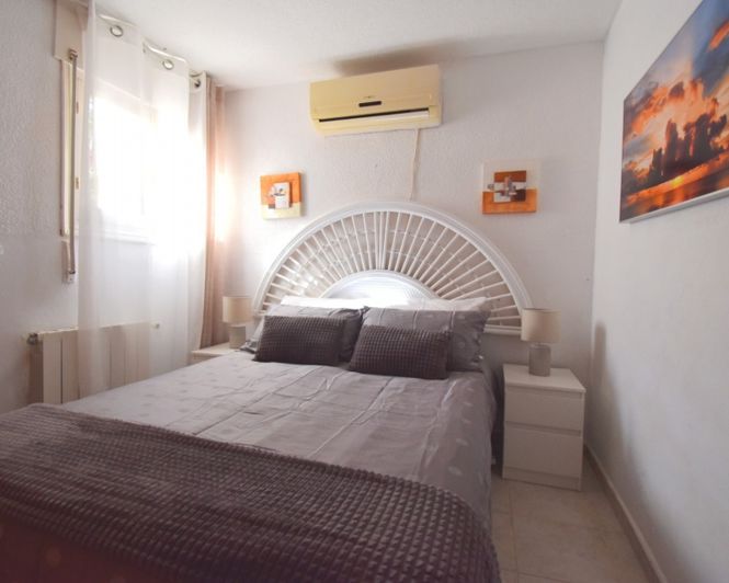 Image No.21-4 Bed Townhouse for sale