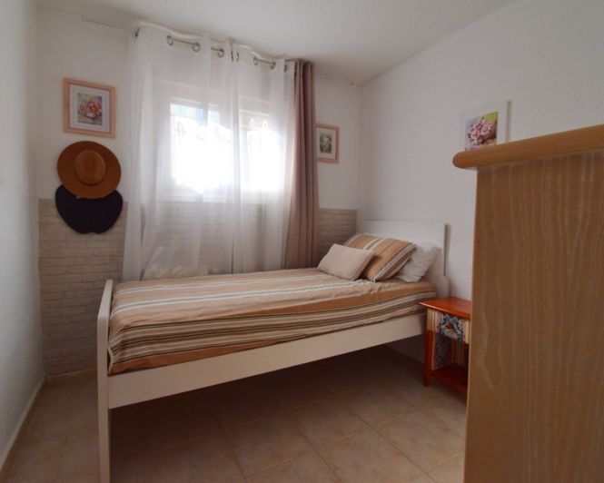 Image No.24-4 Bed Townhouse for sale