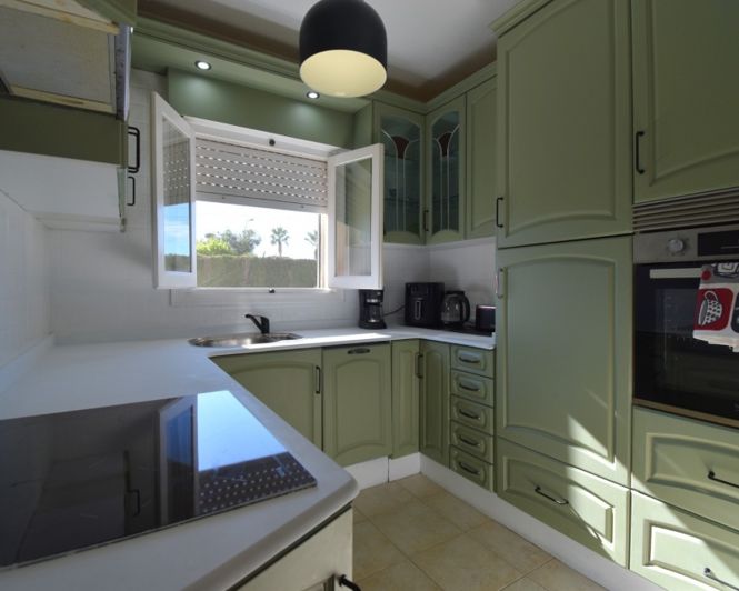 Image No.9-4 Bed Townhouse for sale