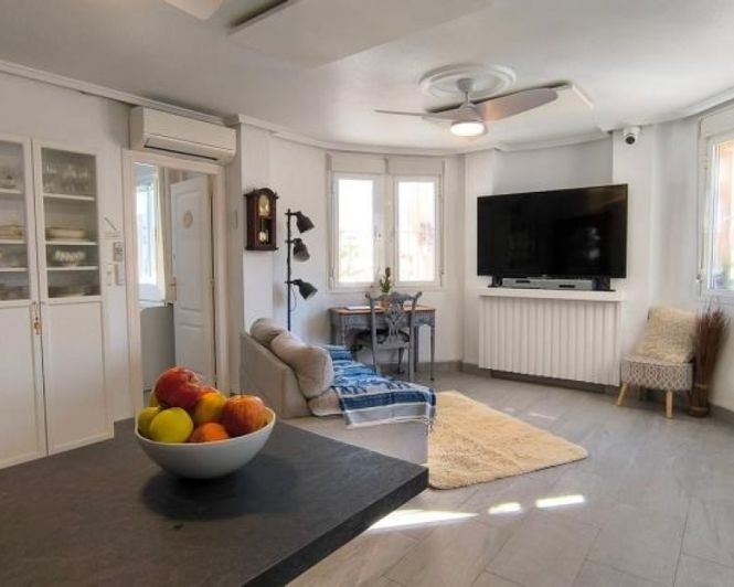 Image No.2-4 Bed Villa for sale