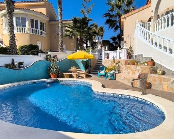 Image No.28-4 Bed Villa for sale