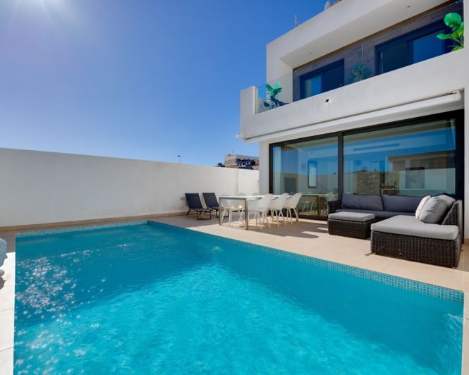 Image No.6-3 Bed Villa for sale
