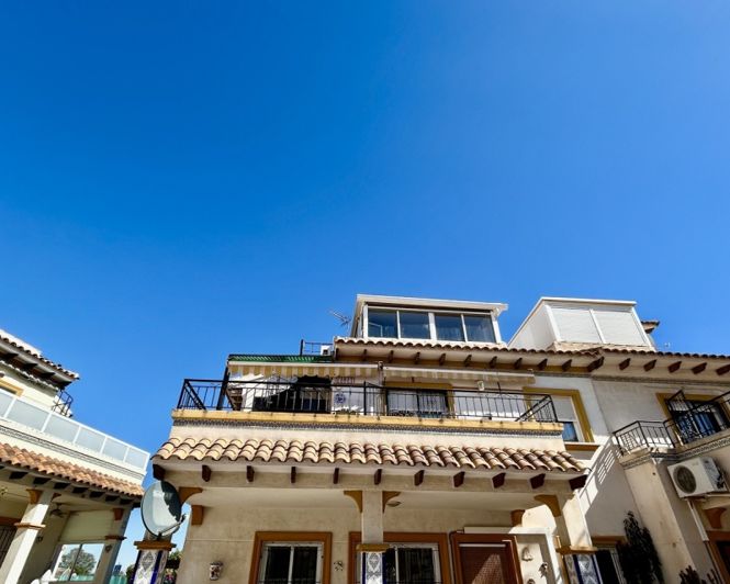 Image No.23-Appartement de 2 chambres à vendre à Punta Prima