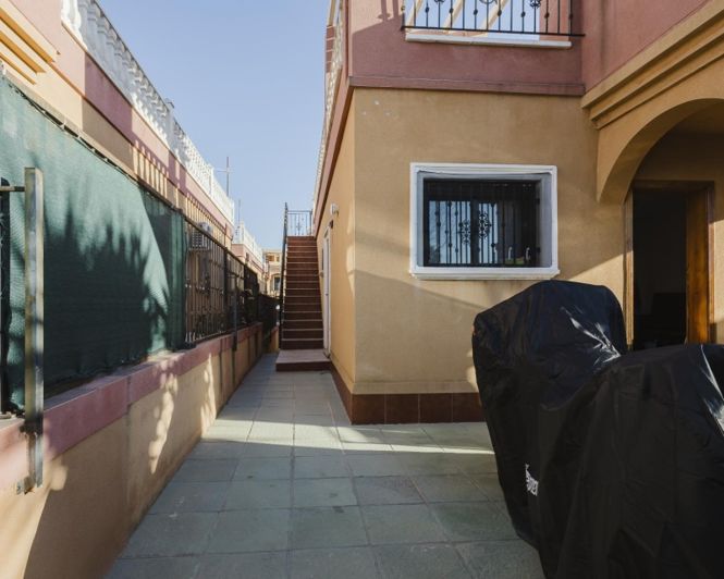 Image No.23-Villa de 2 chambres à vendre à Torrevieja