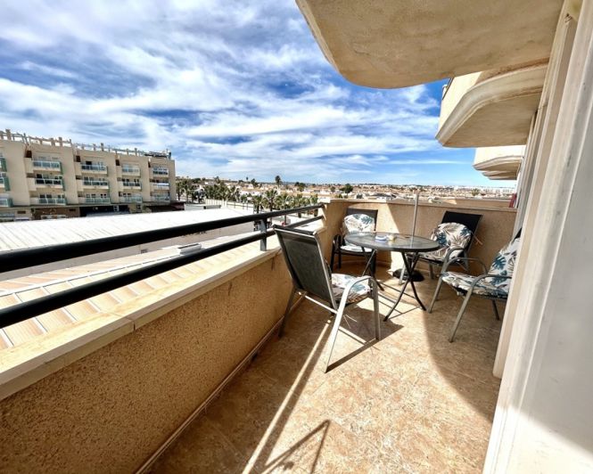 Image No.2-Appartement de 2 chambres à vendre à Cabo Roig