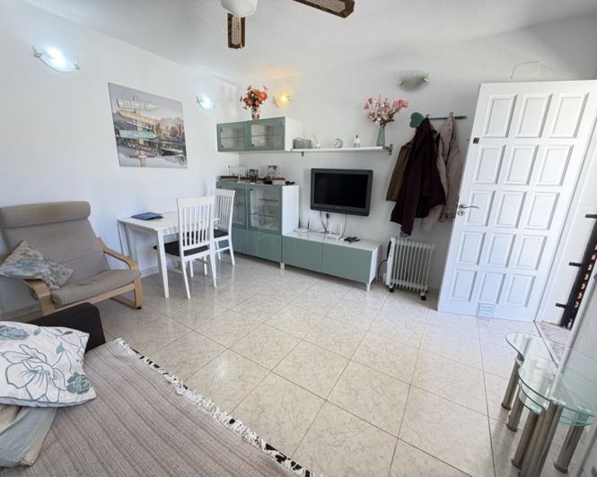 Image No.8-Appartement de 2 chambres à vendre à Villamartin