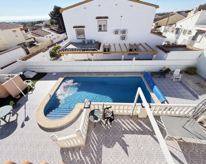 Image No.3-Villa de 3 chambres à vendre à Villamartin