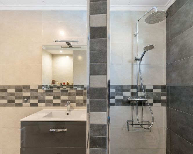 Image No.50-Villa de 4 chambres à vendre à Punta Prima