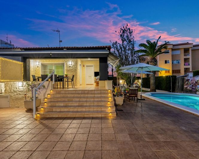 Image No.31-Villa de 4 chambres à vendre à Torrevieja