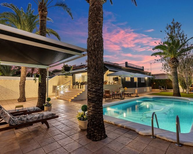 Image No.33-Villa de 4 chambres à vendre à Torrevieja