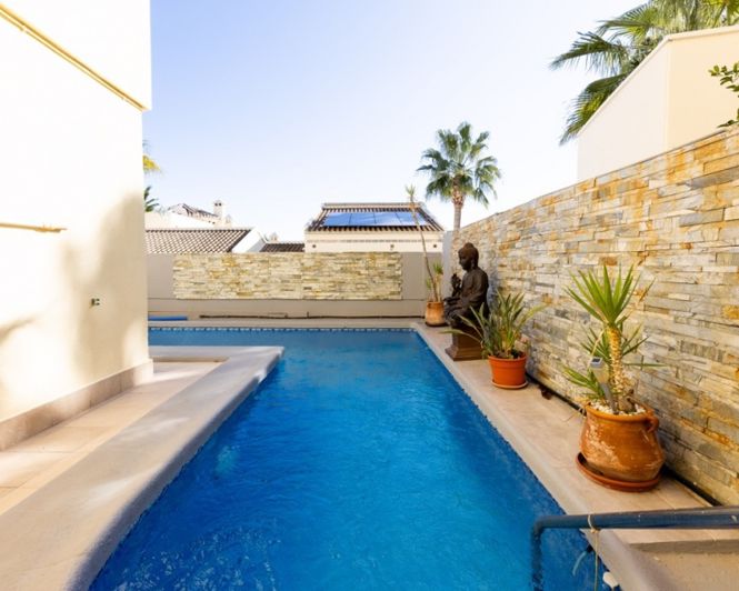 Image No.16-Villa de 4 chambres à vendre à Villamartin