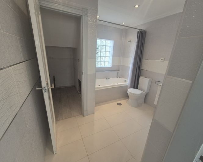 Image No.27-Villa de 4 chambres à vendre à Villamartin