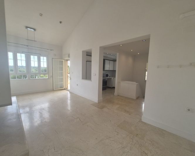 Image No.5-Villa de 4 chambres à vendre à Villamartin