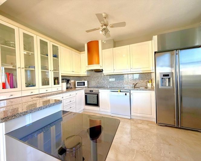 Image No.12-3 Bed Villa for sale