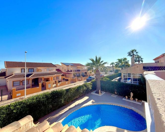 Image No.23-3 Bed Villa for sale