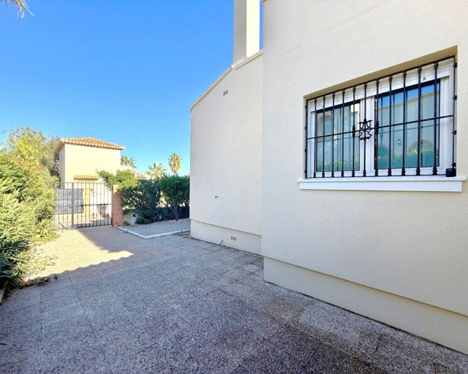 Image No.4-3 Bed Villa for sale