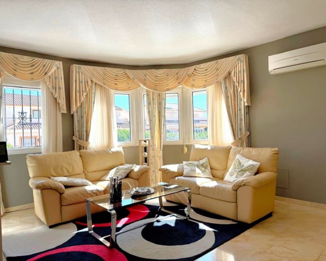 Image No.8-3 Bed Villa for sale