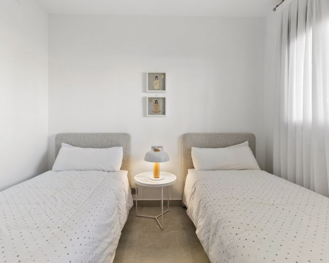 Image No.13-2 Bed Apartment for sale