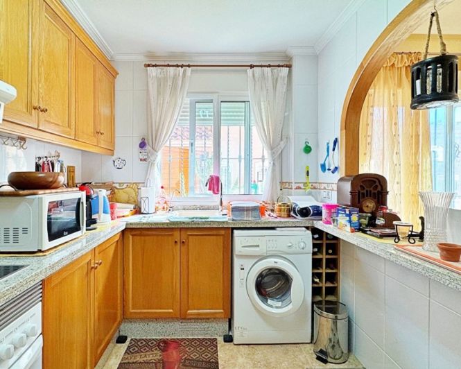 Image No.16-3 Bed Townhouse for sale