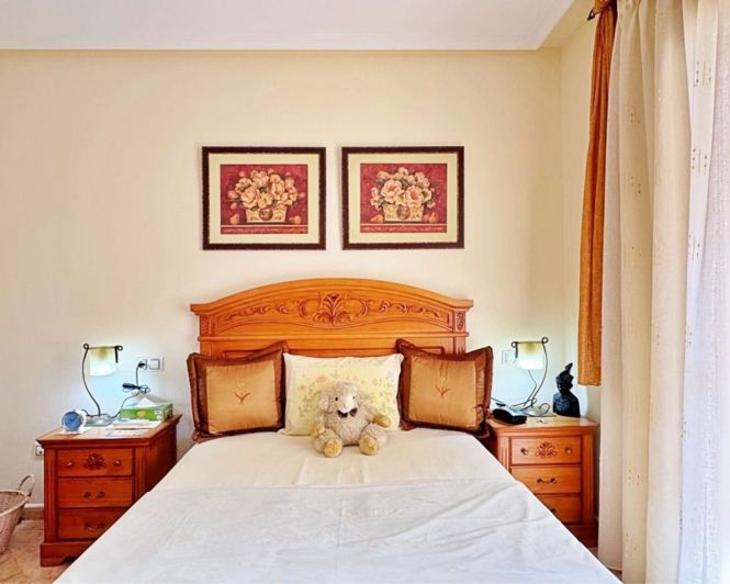 Image No.27-3 Bed Townhouse for sale