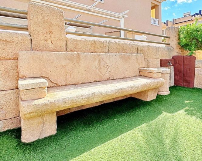 Image No.41-3 Bed Townhouse for sale