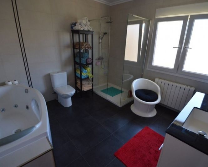 Image No.11-4 Bed Villa for sale