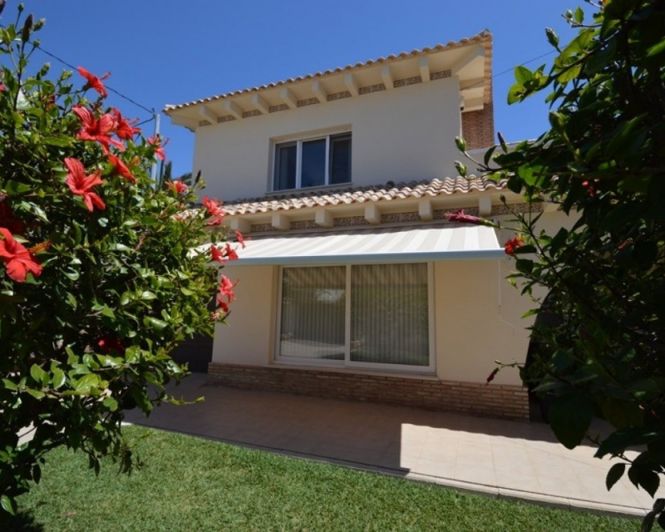 Image No.4-4 Bed Villa for sale