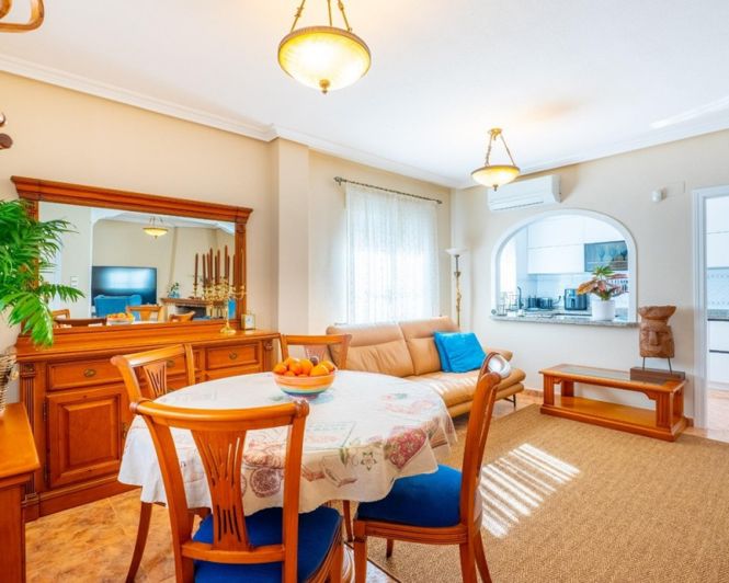 Image No.13-2 Bed Townhouse for sale