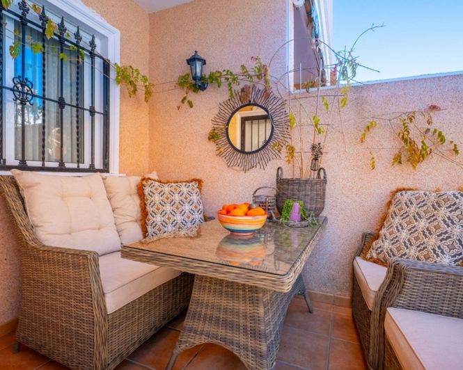 Image No.27-2 Bed Townhouse for sale