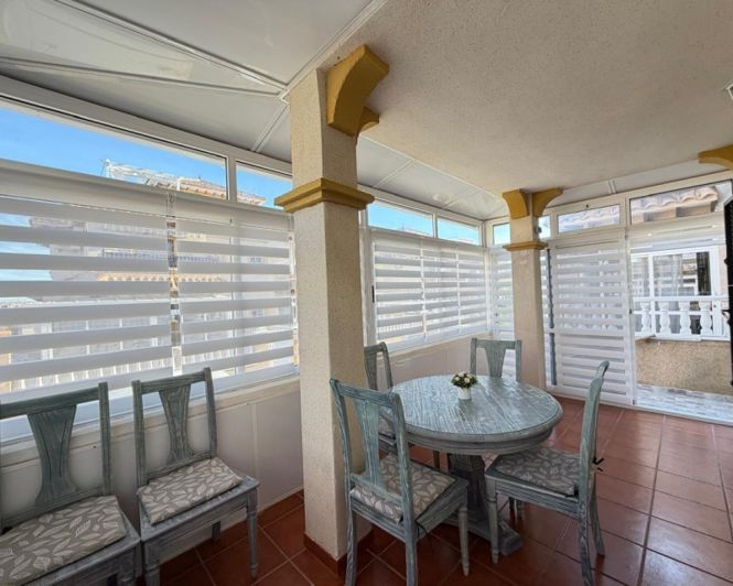 Image No.16-2 Bed Townhouse for sale