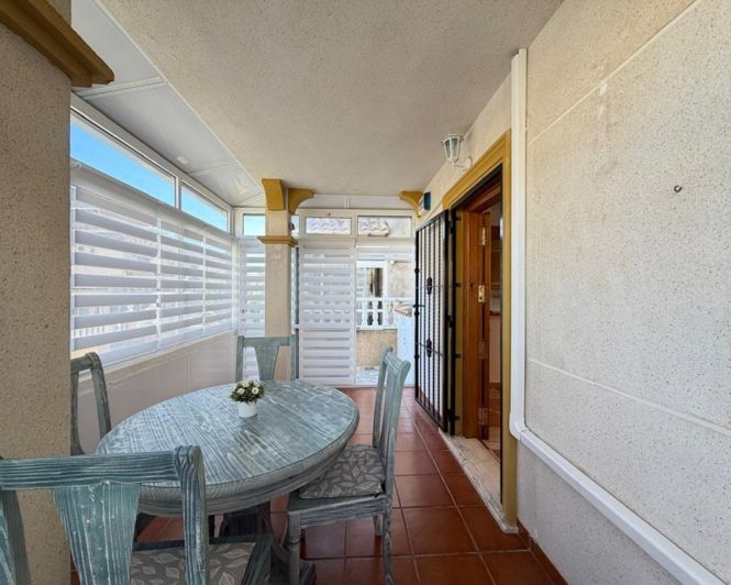 Image No.17-2 Bed Townhouse for sale