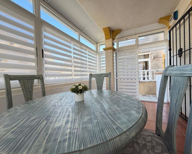 Image No.18-2 Bed Townhouse for sale