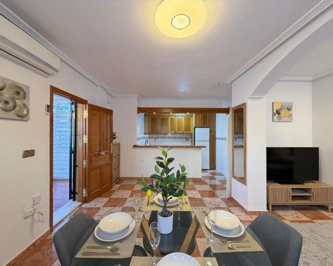 Image No.21-2 Bed Townhouse for sale