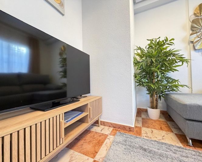 Image No.26-2 Bed Townhouse for sale