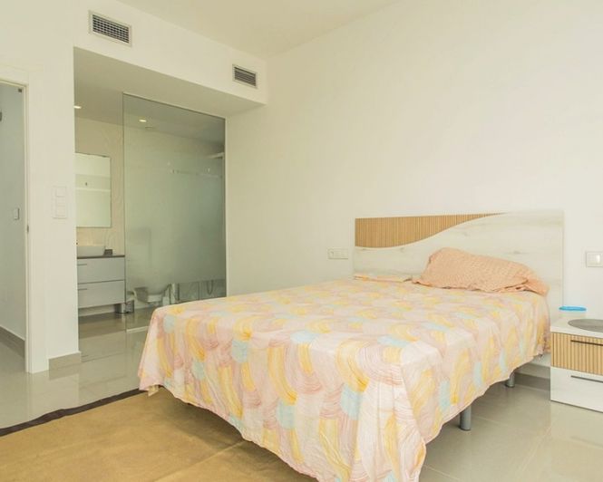 Image No.34-3 Bed Villa for sale