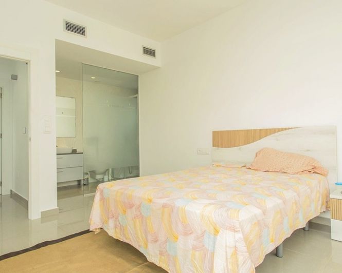 Image No.35-3 Bed Villa for sale