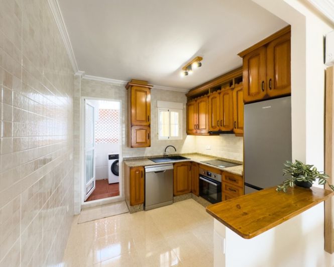 Image No.20-2 Bed Apartment for sale