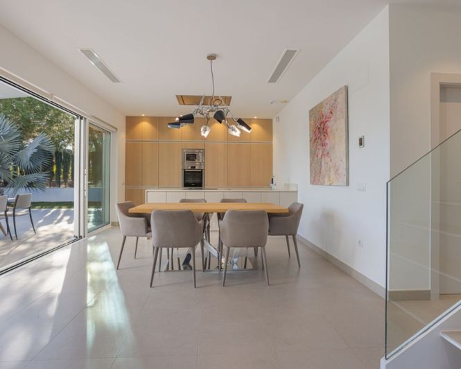 Image No.11-4 Bed Villa for sale