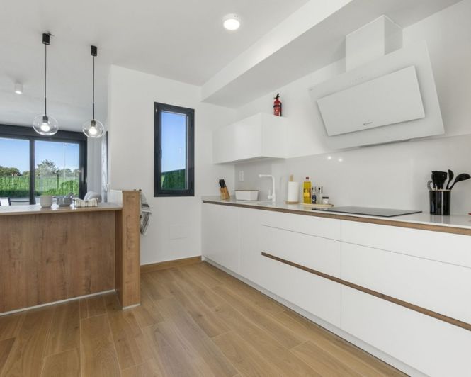 Image No.10-3 Bed Villa for sale