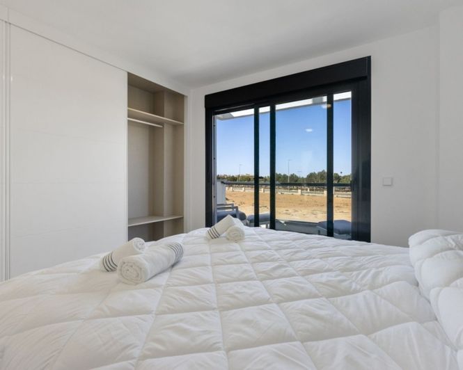 Image No.15-3 Bed Villa for sale