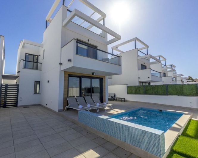 Image No.21-3 Bed Villa for sale